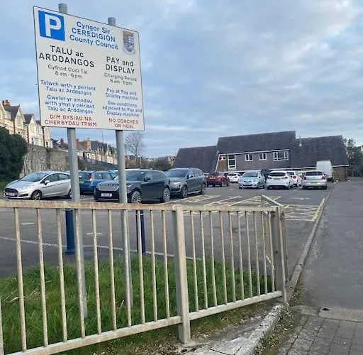 Maisonette Flat Aberystwyth